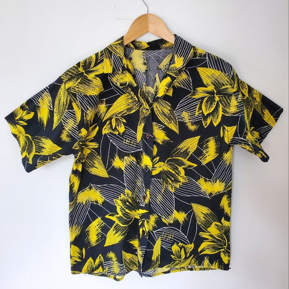 Vintage Yellow & Black Retro Floral Patterned Short Sleeve Collared Button Down